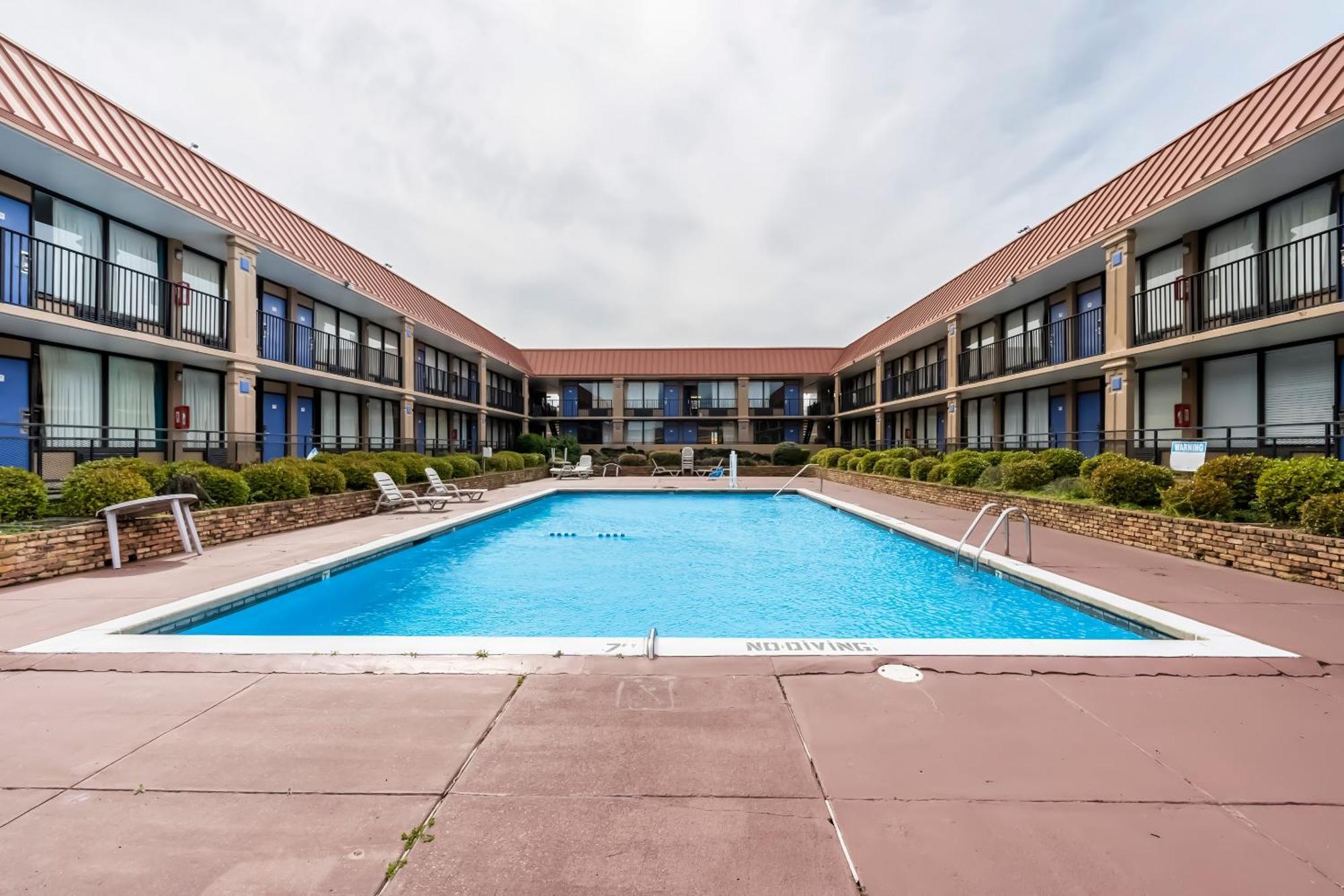 Oyo Hotel Bossier City La - Red River Exteriör bild