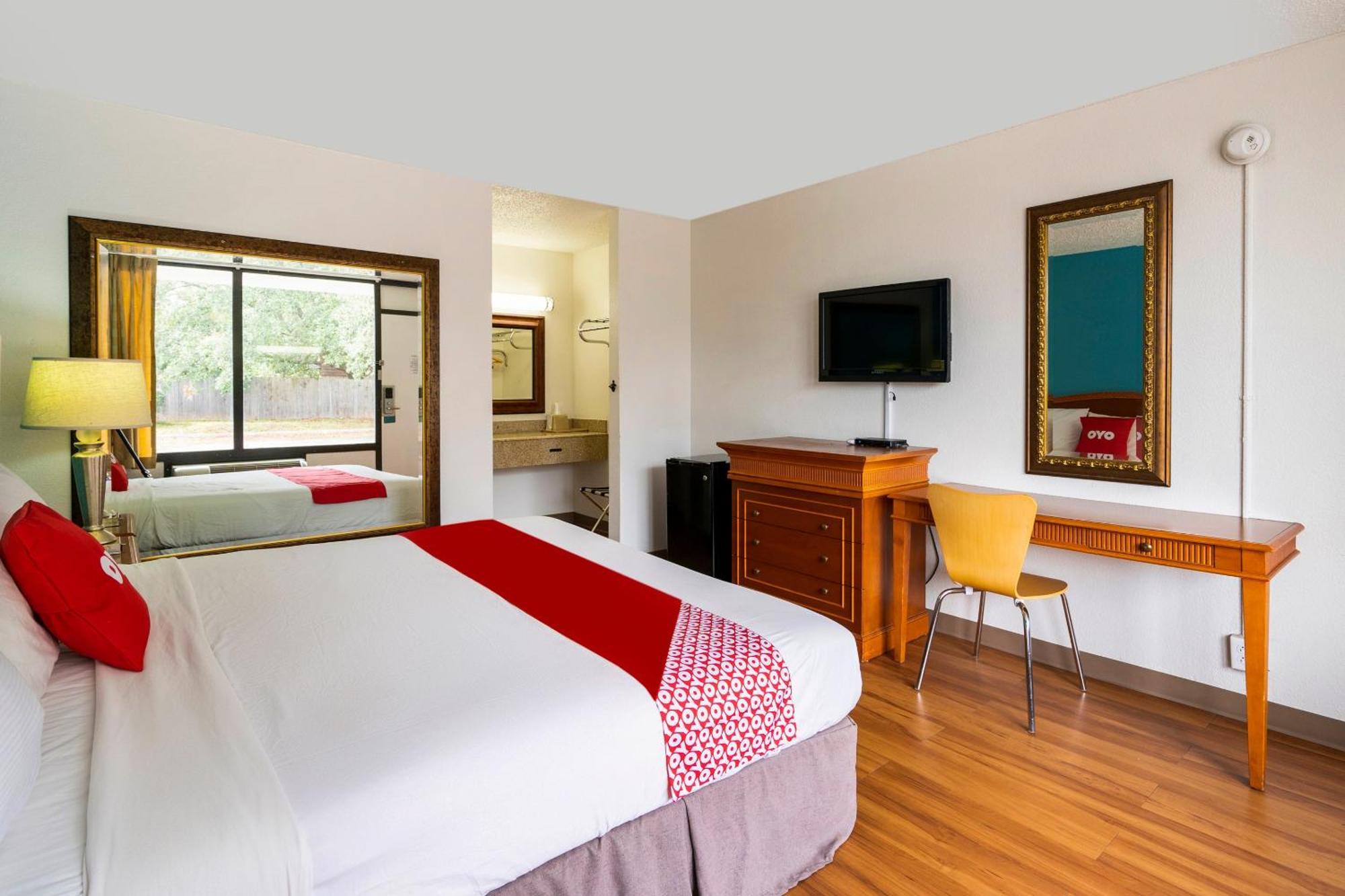 Oyo Hotel Bossier City La - Red River Exteriör bild